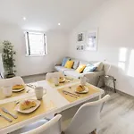 The Nest At Mouraria Апартаменты Лиссабон