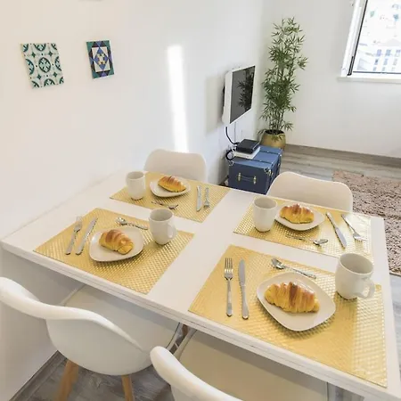 The Nest At Mouraria Lisbona